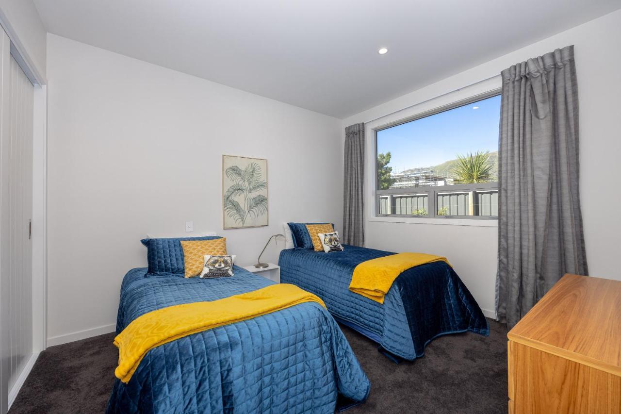Prime Location On Warren St - 3 Bedroom Town House Wanaka Bagian luar foto