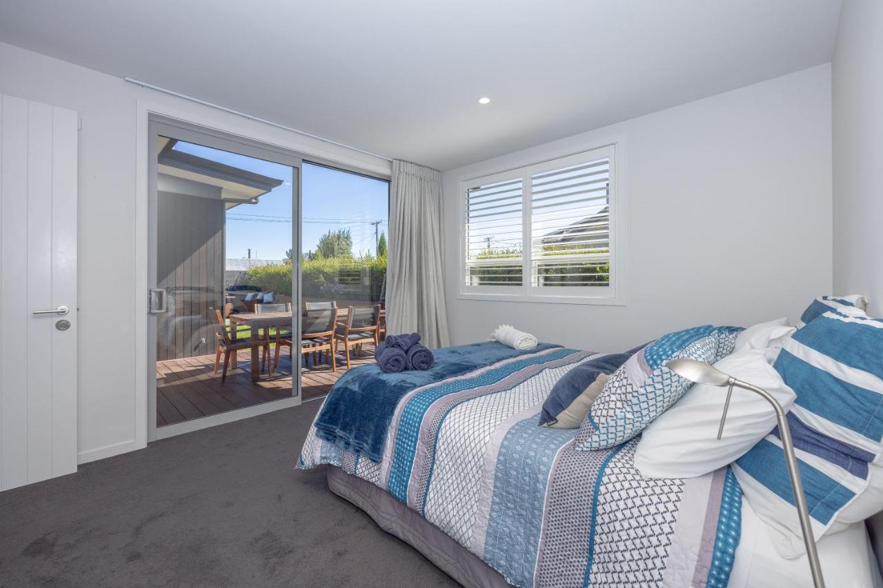 Prime Location On Warren St - 3 Bedroom Town House Wanaka Bagian luar foto